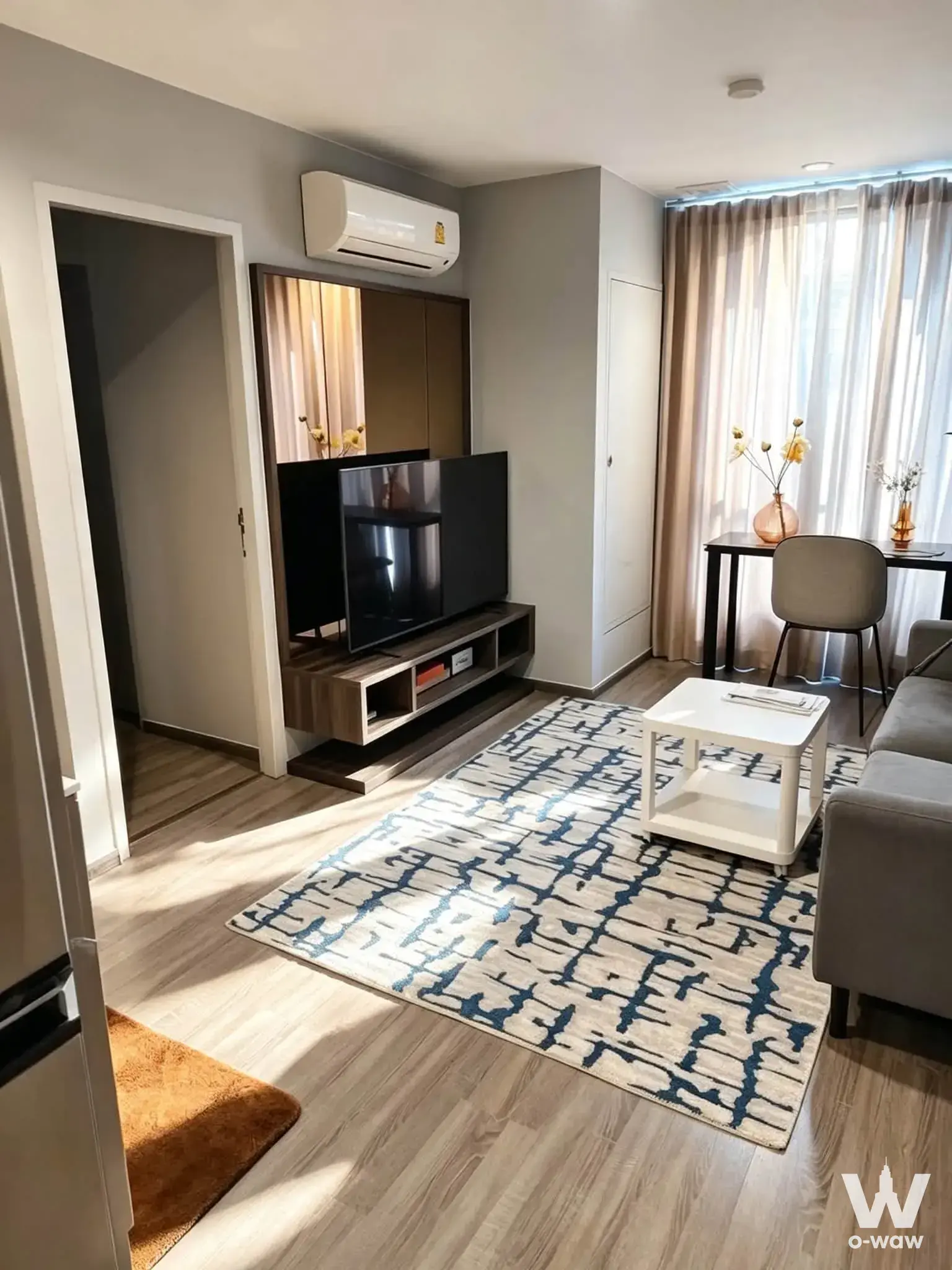 Condo with 1 bedroom for rent at Ideo Mobi Sukhumvit 40 — photo 2 of 5