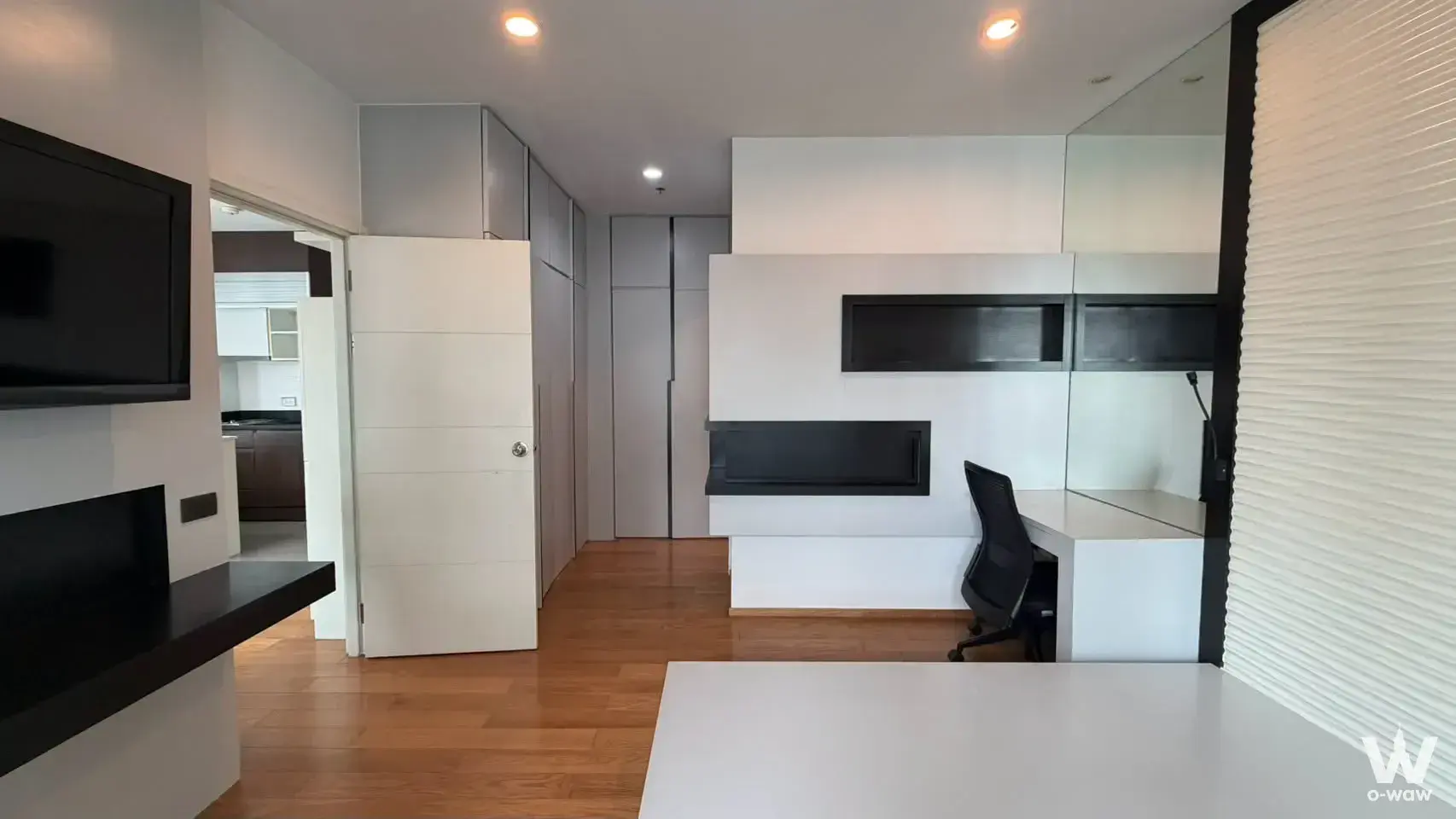 Commercial with 1 bedroom for sale at The Vertical Aree — photo 5 of 5