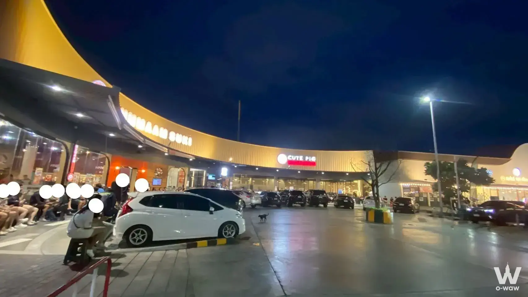Commercial for rent at Tawana Market