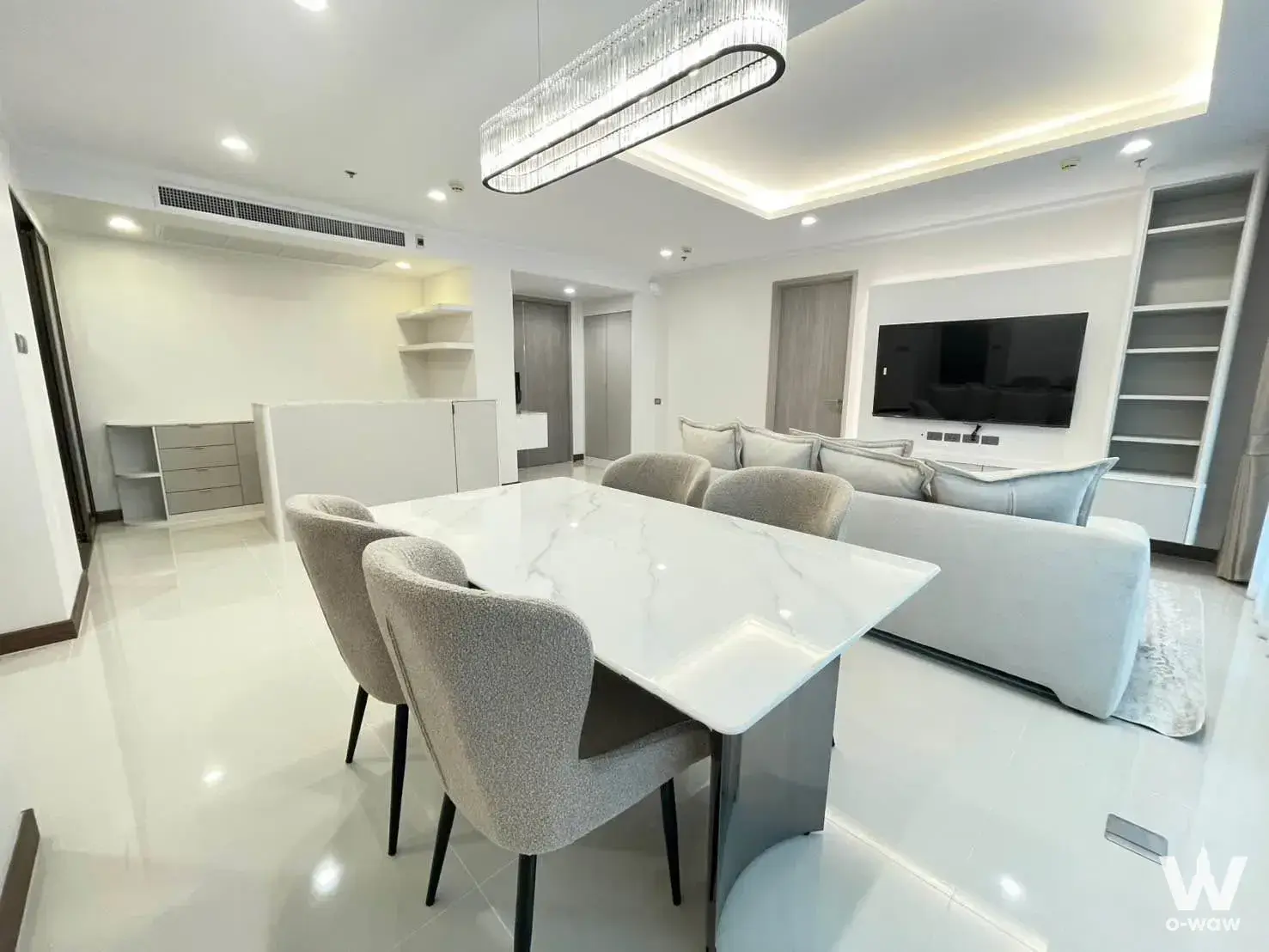 Condo with 2 bedrooms for rent at Supalai Oriental Sukhumvit 39 — photo 2 of 5