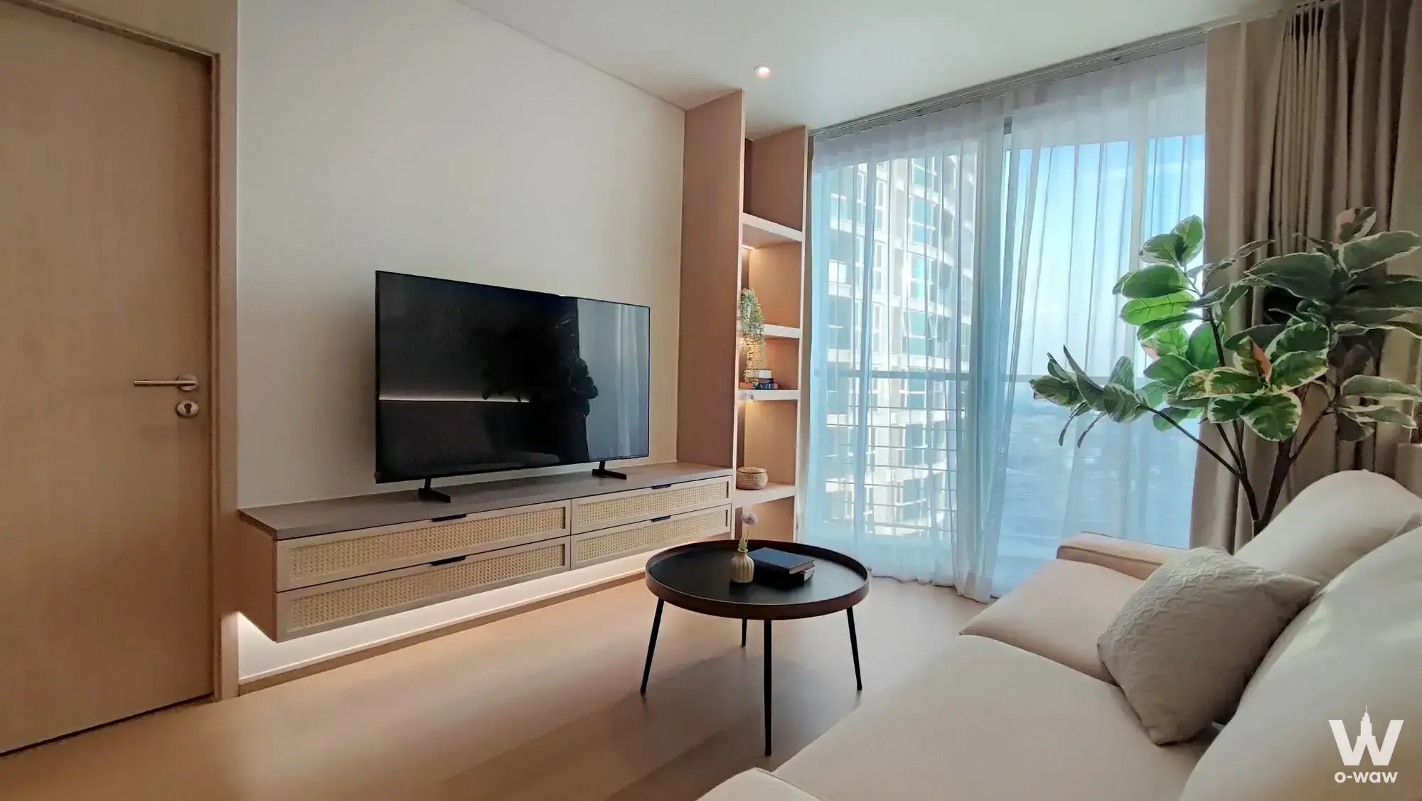 Condo with 1 bedroom for rent at Le Luk Condominium — photo 3 of 5