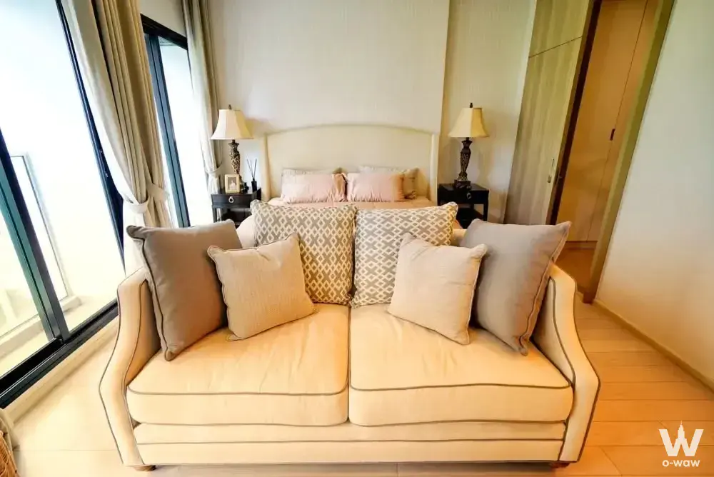 Condo with 1 bedroom for rent at Noble Ploenchit — photo 5 of 5