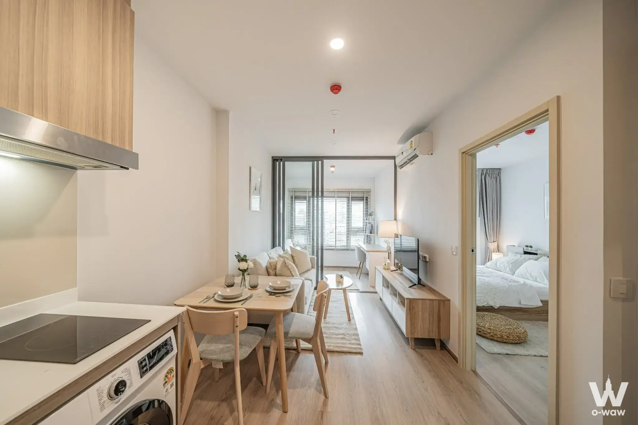 Condo with 1 bedroom for rent at Life Rama 4 - Asoke — photo 1 of 5