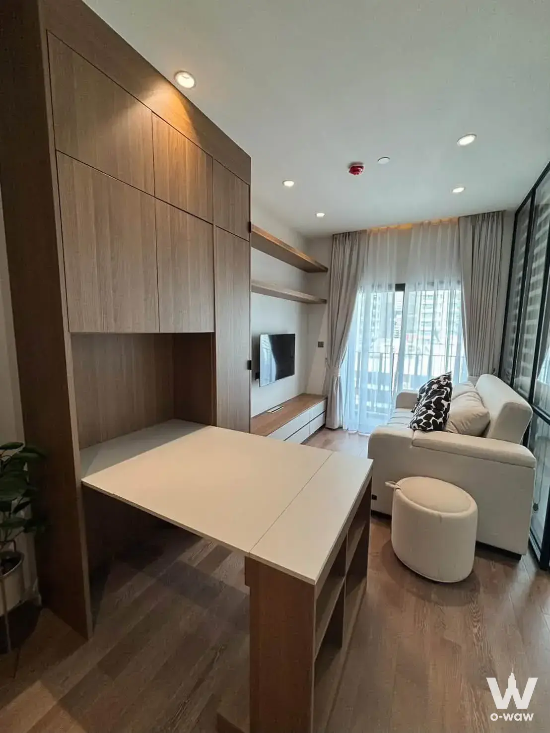 Condo with 1 bedroom for rent at MUNIQ Sukhumvit 23 — photo 3 of 5
