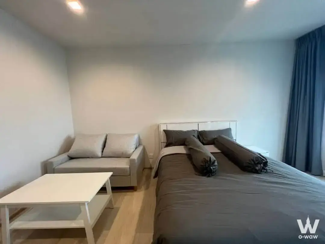 Condo with 1 bedroom for rent at Life One Wireless — photo 1 of 3