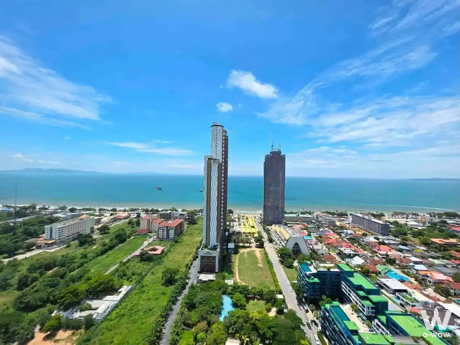 Condo with 2 bedrooms for rent at Dusit Grand Condo View — photo 2 of 5