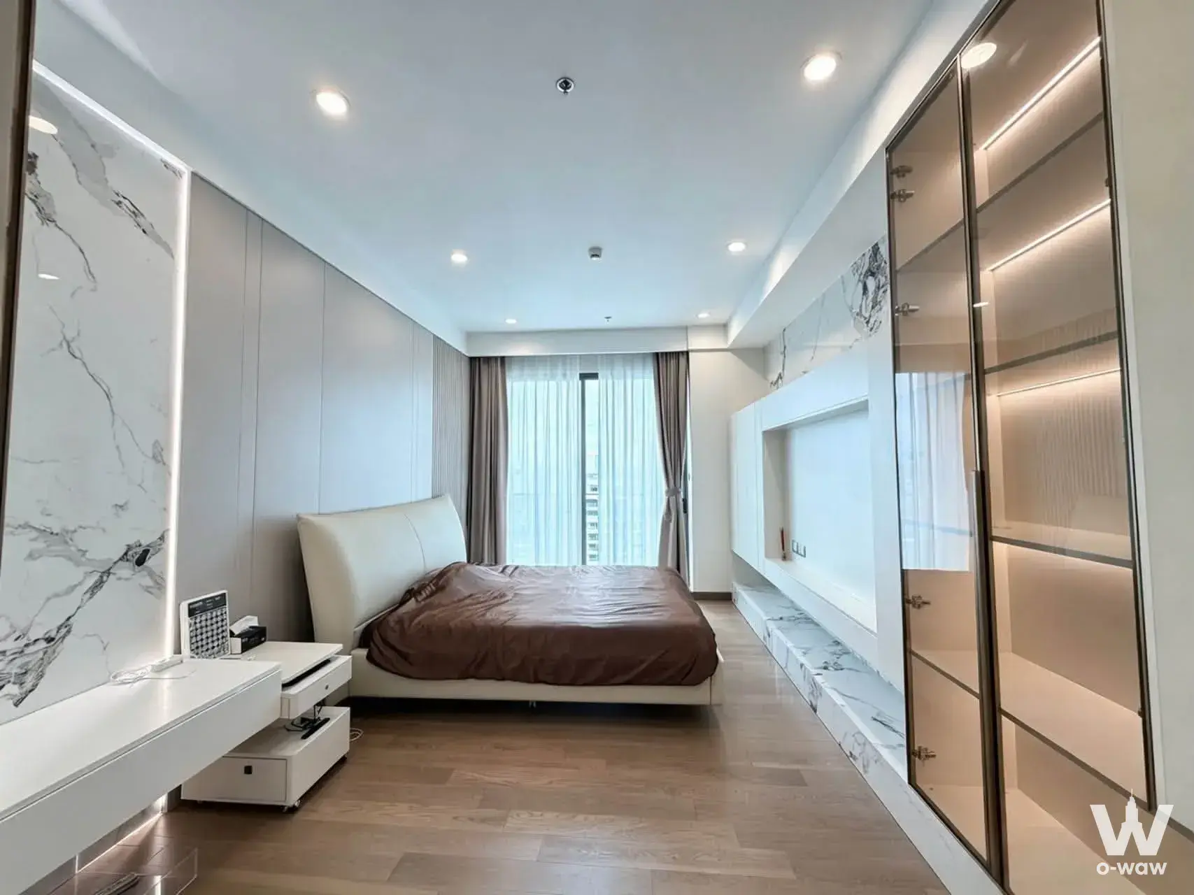 Condo with 3 bedrooms for rent at Supalai Oriental Sukhumvit 39 — photo 5 of 5