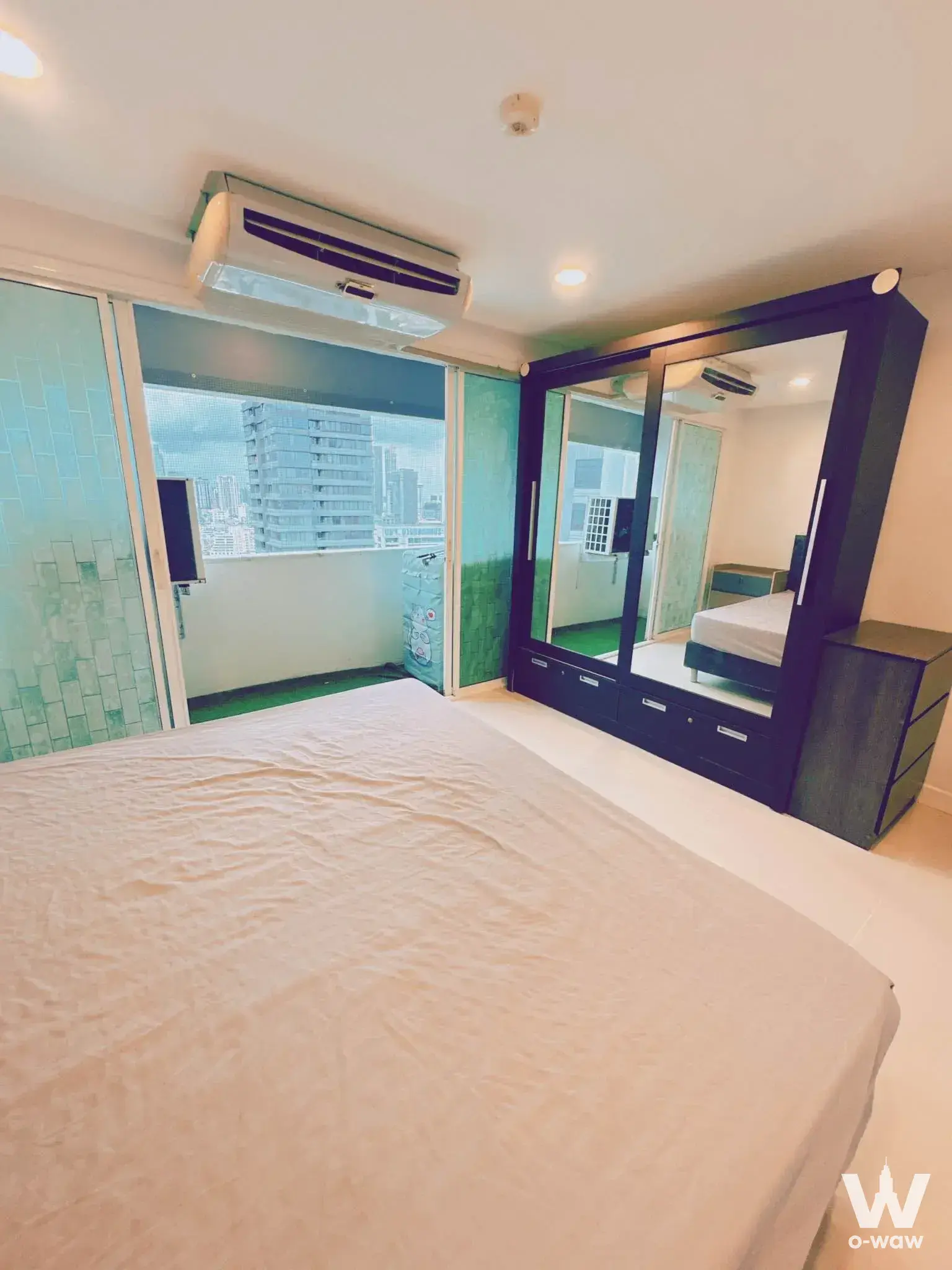 Condo with 1 bedroom for rent at Silom Condominium — photo 1 of 5