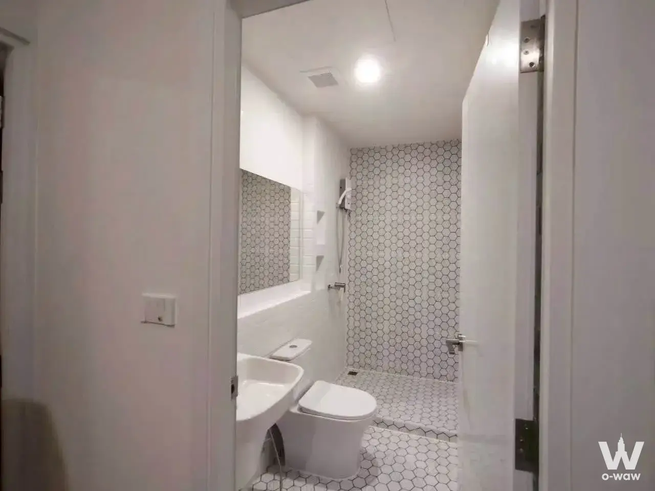 Townhouse with 2 bedrooms for rent at Altitude Kraf Bangna — photo 4 of 5