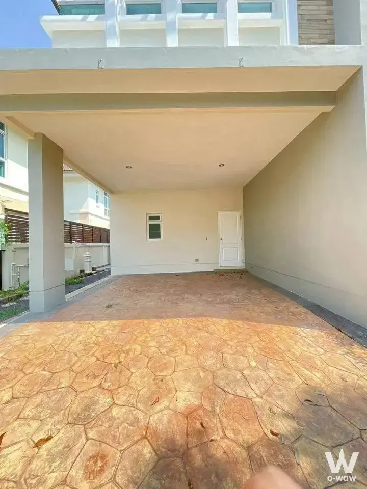 House with 3 bedrooms for sale at Grand Bangkok Boulevard Suksawat-Rama3 (แกรนด์ บางกอก บูเลอวาร์ด สุขสวัสดิ์-พระราม3) — photo 2 of 5