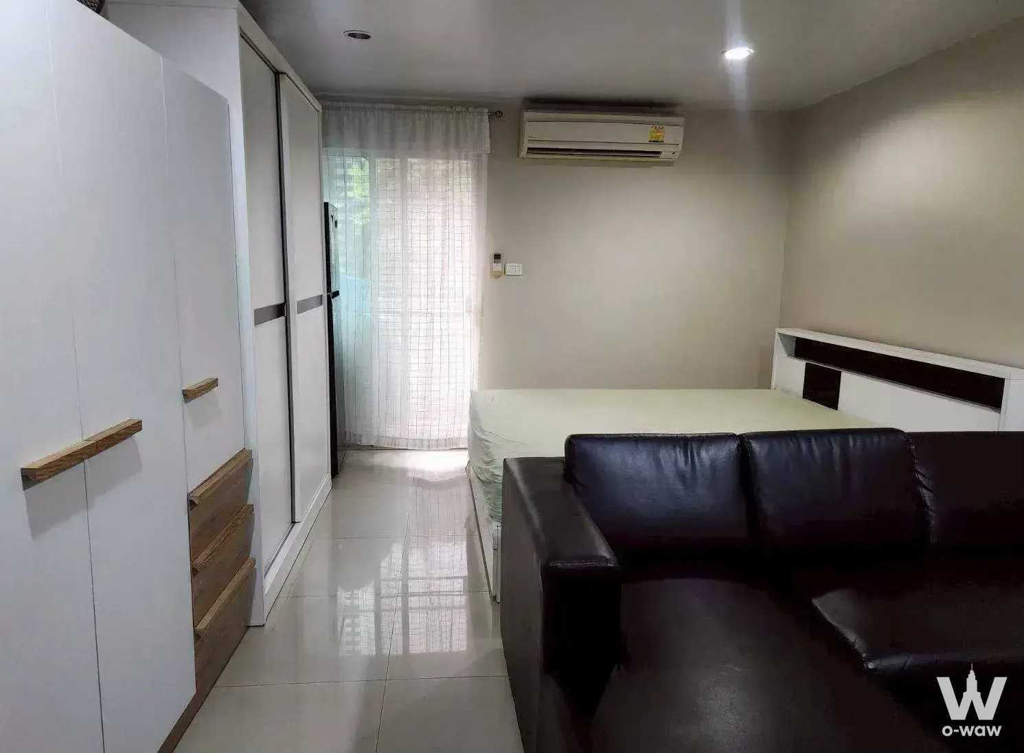 Chatuchak, near Chatuchak Station (Red Line), close to Kasetsart University and SIBA College