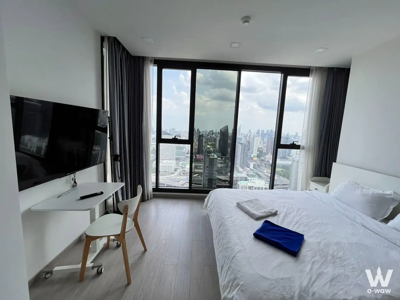 Condo with 2 bedrooms for rent at One9Five Asoke - Rama 9 — photo 2 of 5