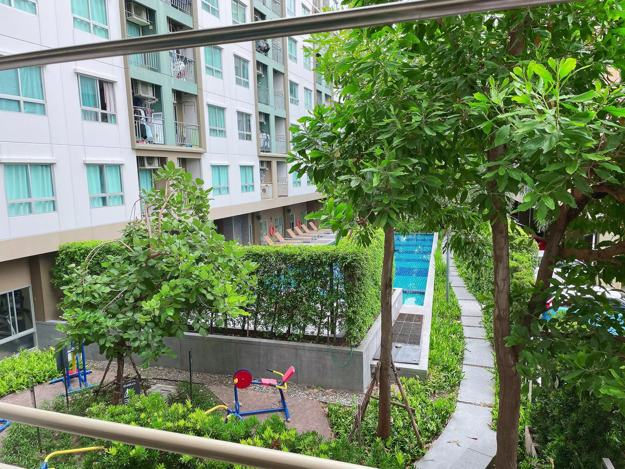 Sukhumvit 76, Bearing Station 2 area, near BTS Bearing and BTS Samrong
