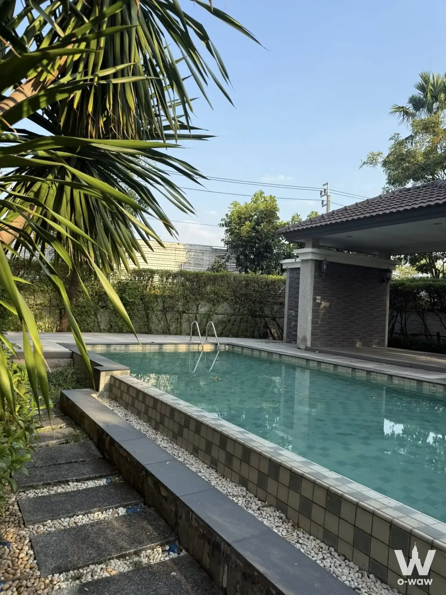 Private pool with tropical garden and pavilion in Granada Pinklao 4-bed house