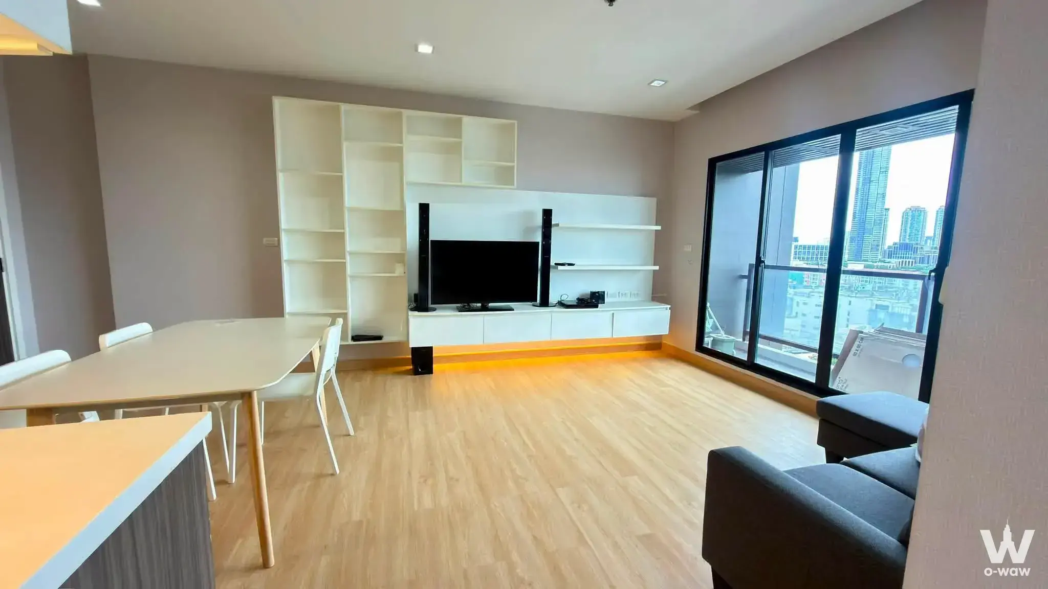 Condo with 2 bedrooms for rent at Urbano Absolute Sathon-Taksin — photo 5 of 5