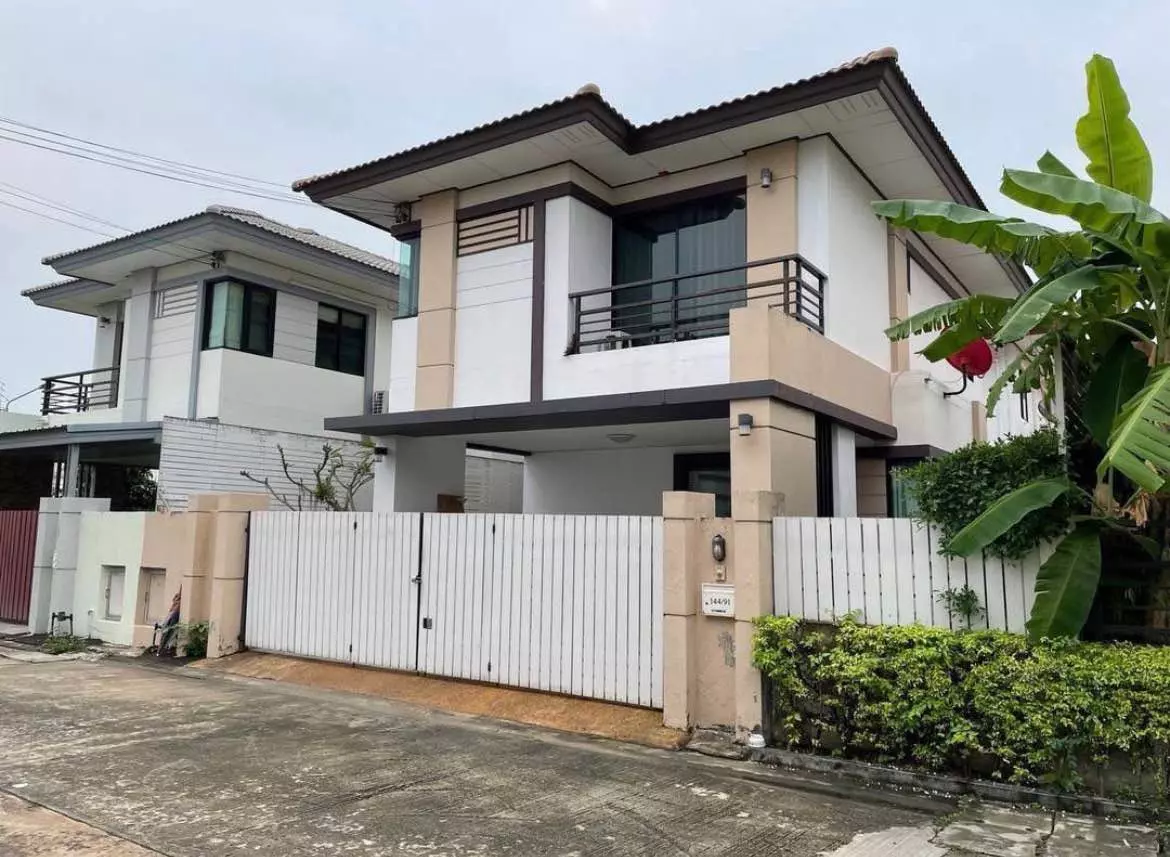 House with 3 bedrooms for rent at House no. 144/91 (Soi 19), Chaiyapornvitee Soi, Bang Lamung, Chonburi — photo 7 of 8