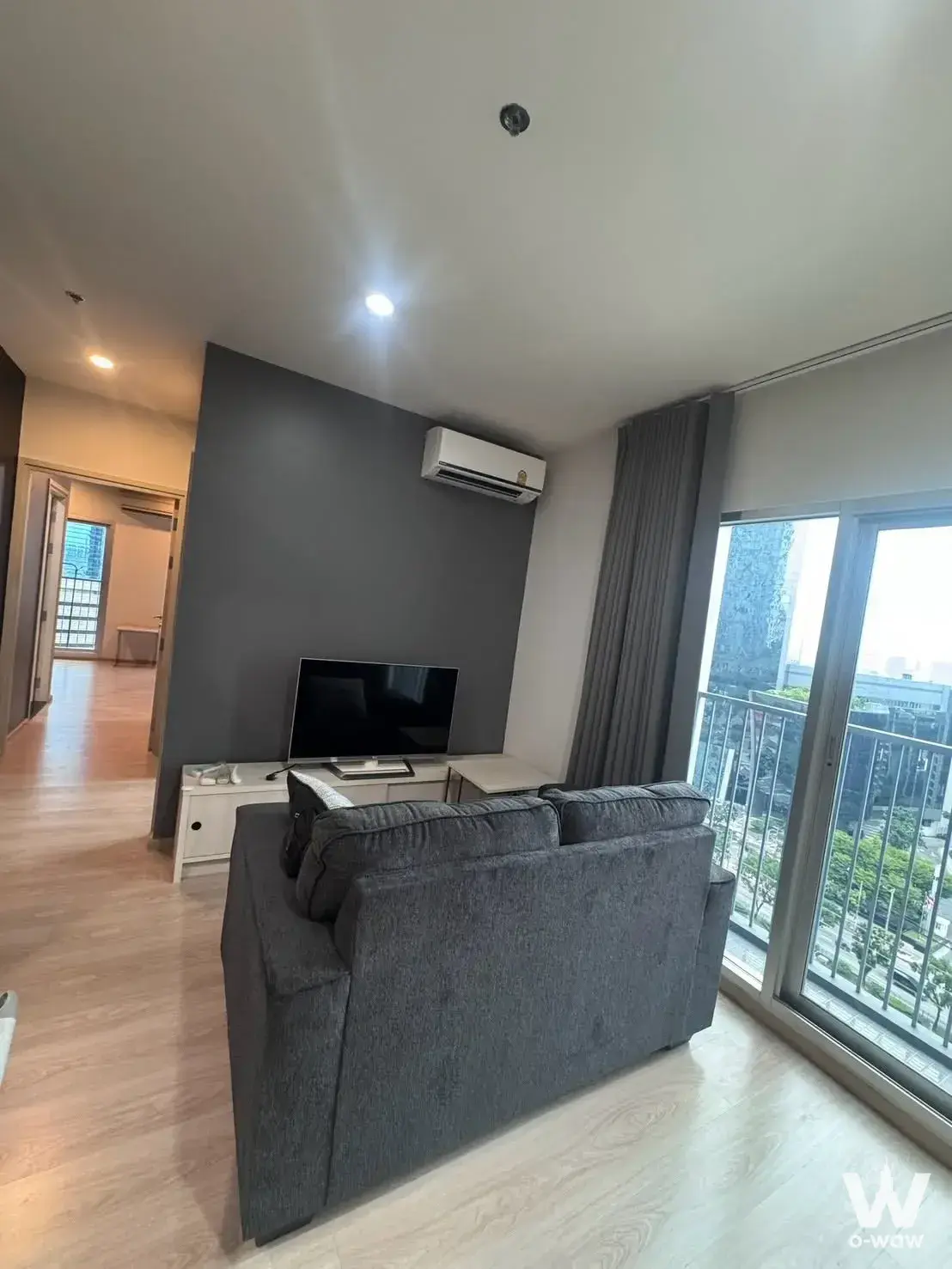 Condo with 2 bedrooms for rent at Noble Revolve Ratchada 1 — photo 5 of 5