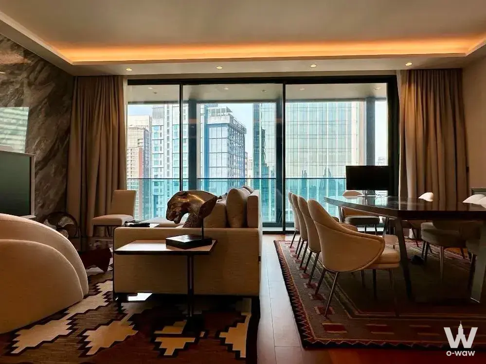 Phrom Phong, Bangkok (Near BTS Phrom Phong Station and EmQuartier Shopping Center)