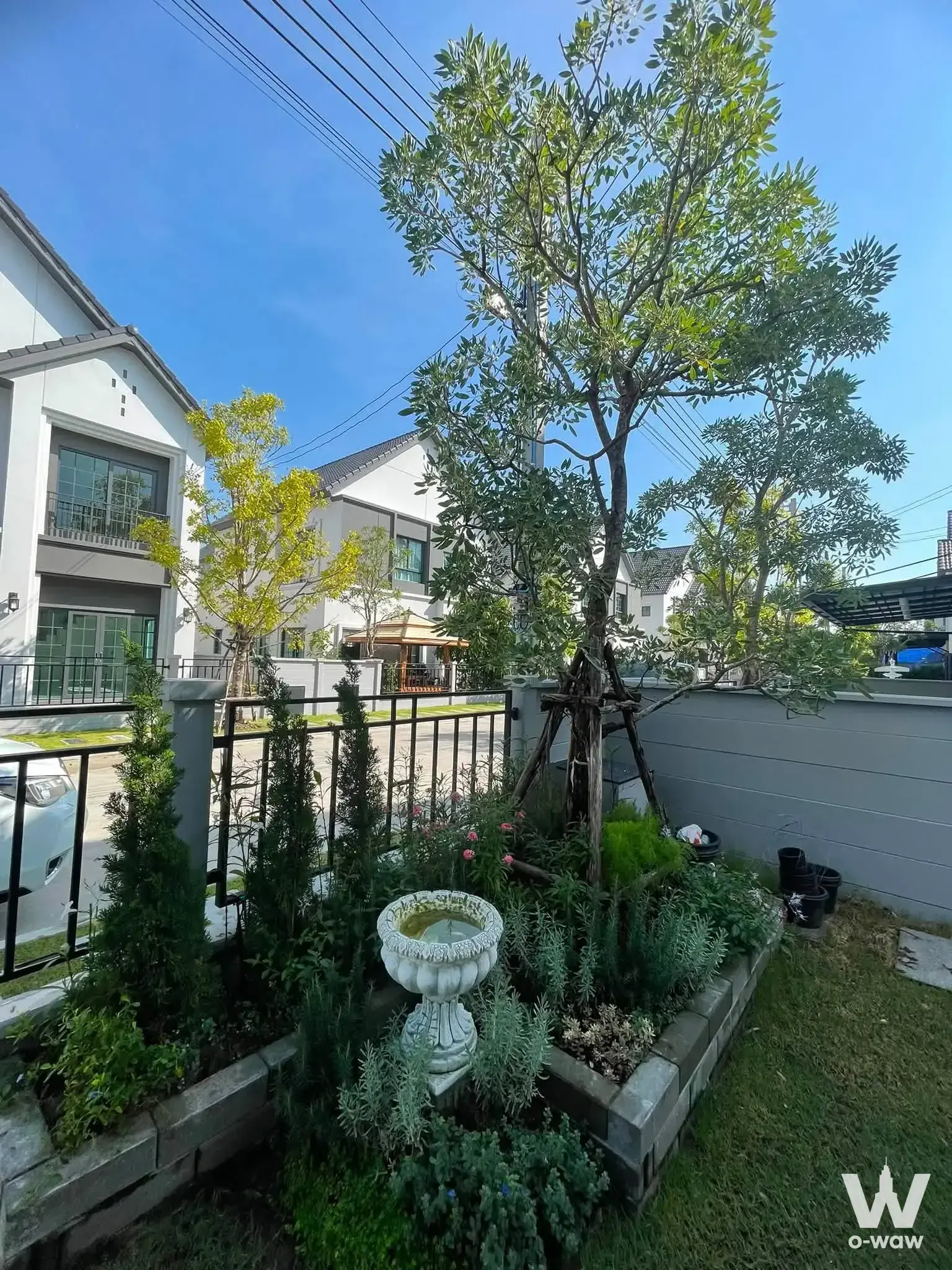 House with 4 bedrooms for rent at Centro Bangna — photo 2 of 5