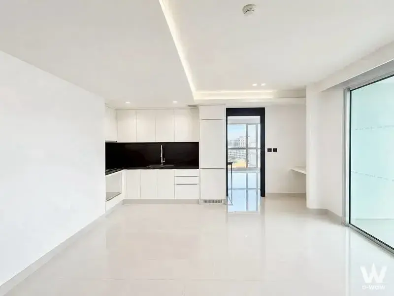 Condo with 2 bedrooms for sale at Sky Walk Residences — photo 1 of 5