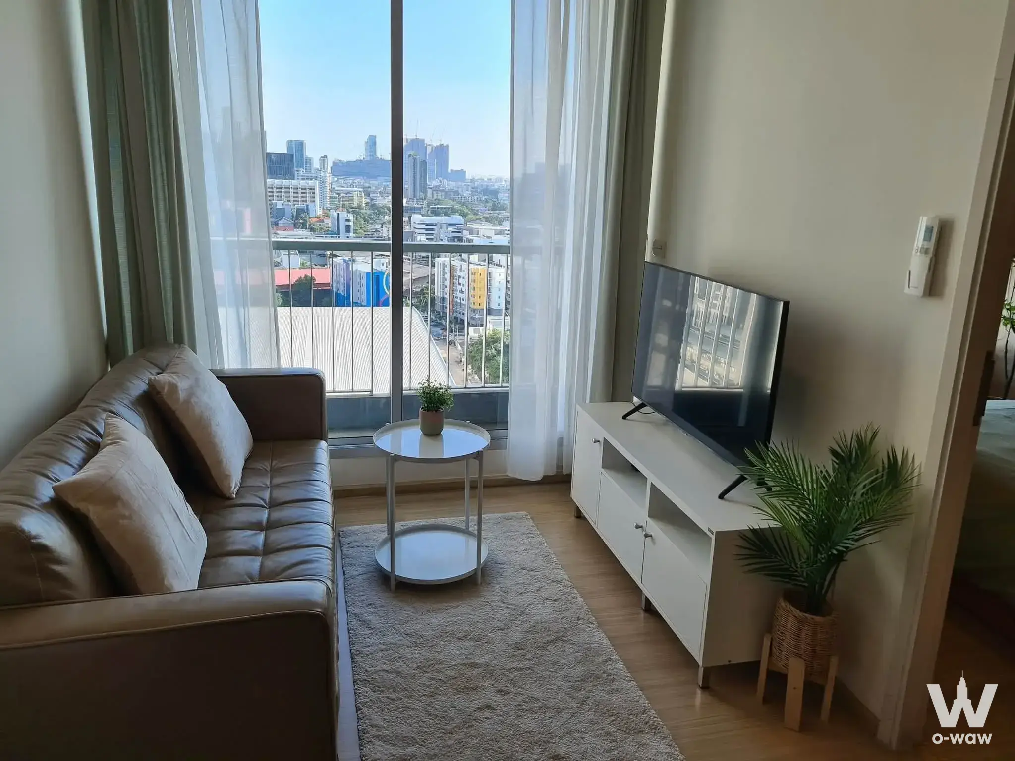 Condo with 1 bedroom for sale at Rhythm Sukhumvit 50 — photo 1 of 5