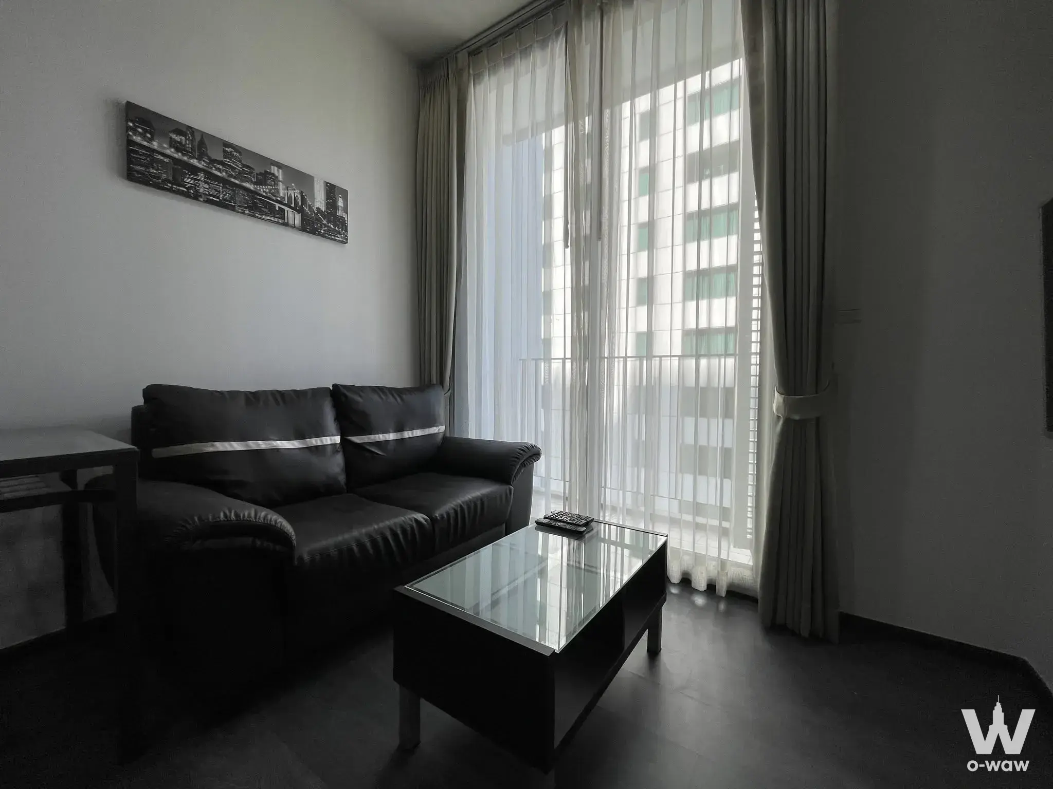 Condo with 1 bedroom for rent at The Edge Sukhumvit 23 — photo 1 of 5