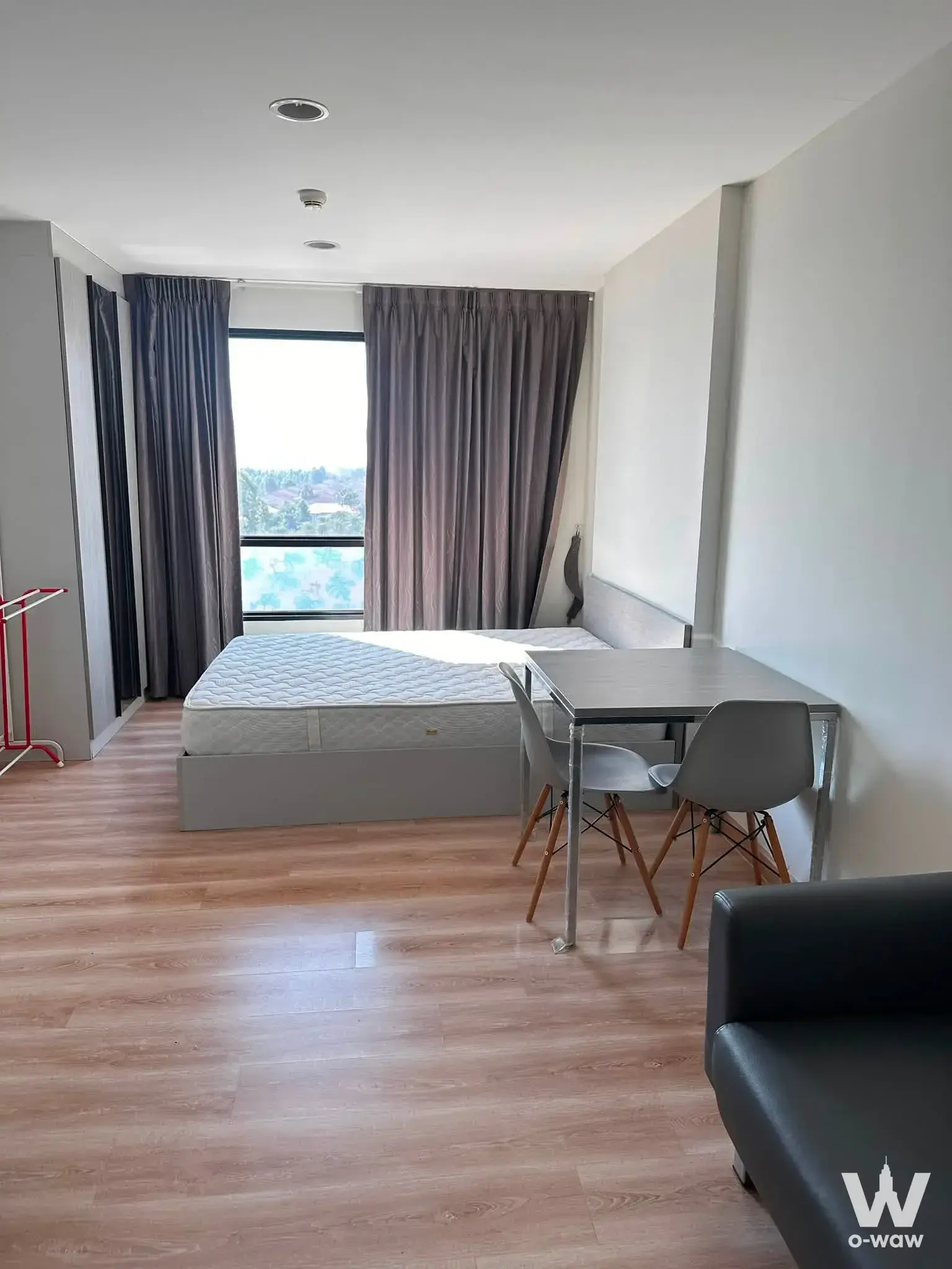 Near Lat Phrao MRT Station, Ram Inthra Road Km. 2, near Lat Phrao Market