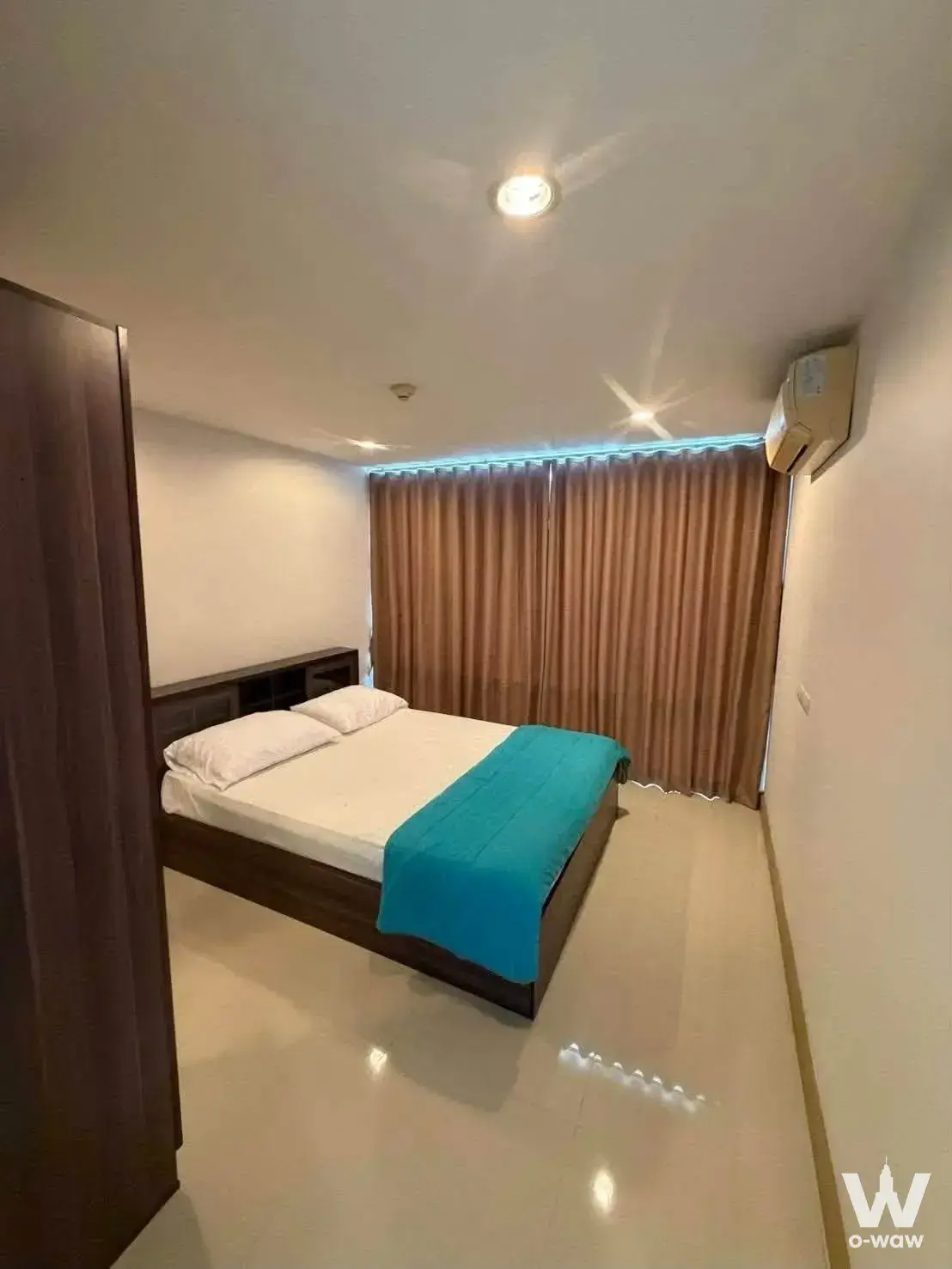 Condo with 2 bedrooms for rent at The Raffles Condominium — photo 3 of 5