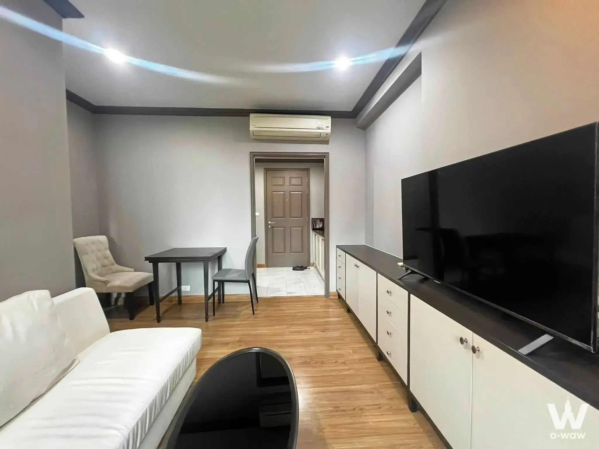 Condo with 1 bedroom for rent at The Reserve Kasemsan 3 — photo 3 of 5
