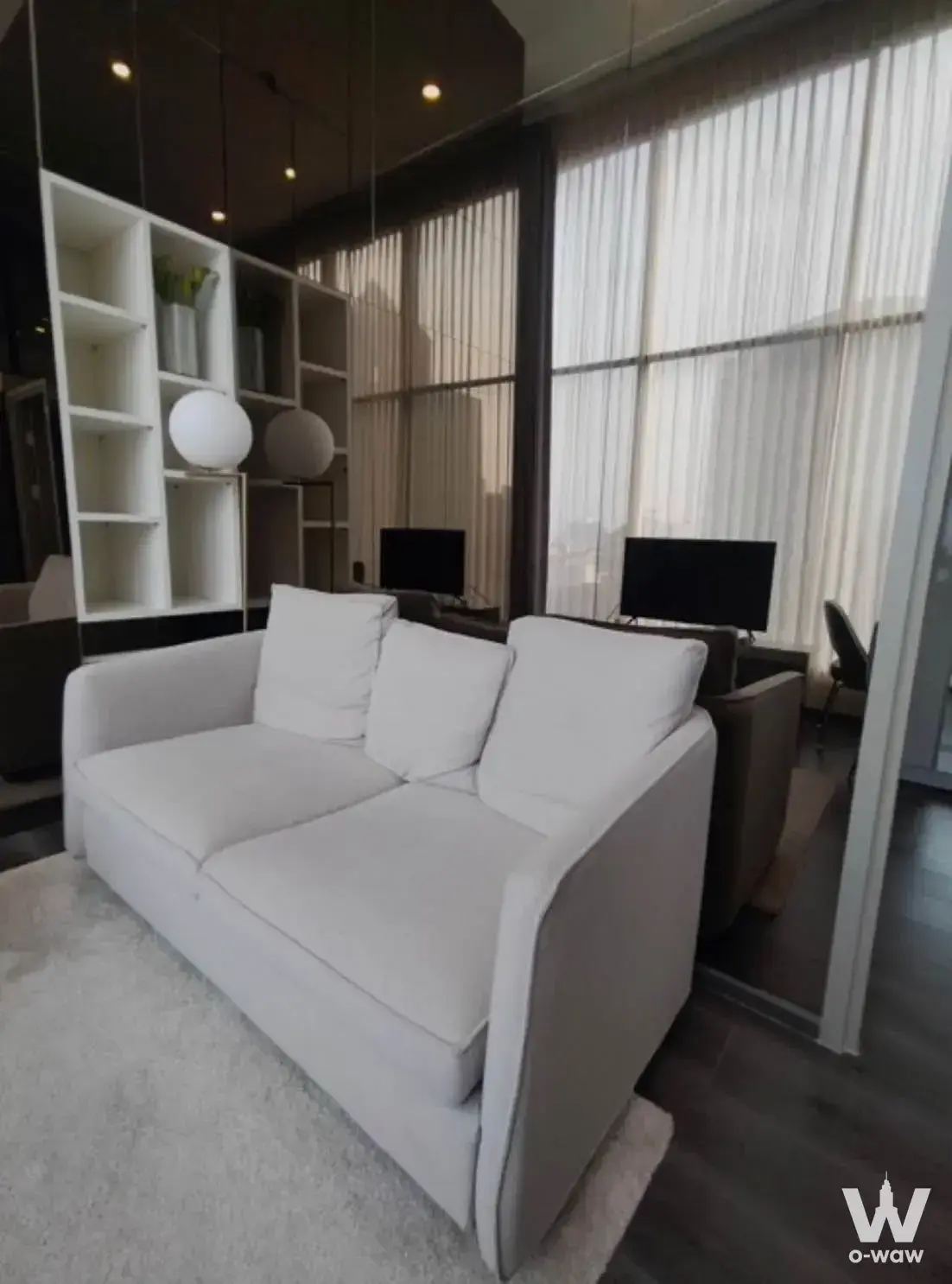 Condo with 2 bedrooms for rent at KnightsBridge Space Ratchayothin — photo 1 of 5