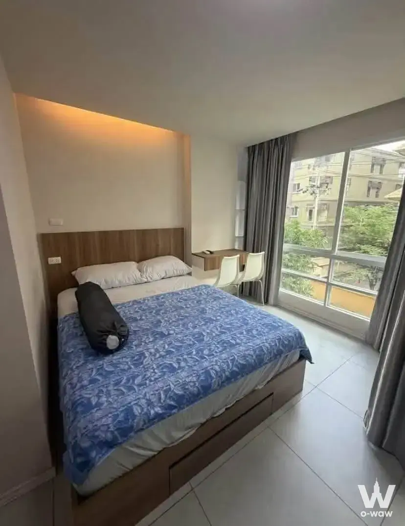 Condo with 1 bedroom for rent at Emerald Residence Ratchada Condominium — photo 1 of 5