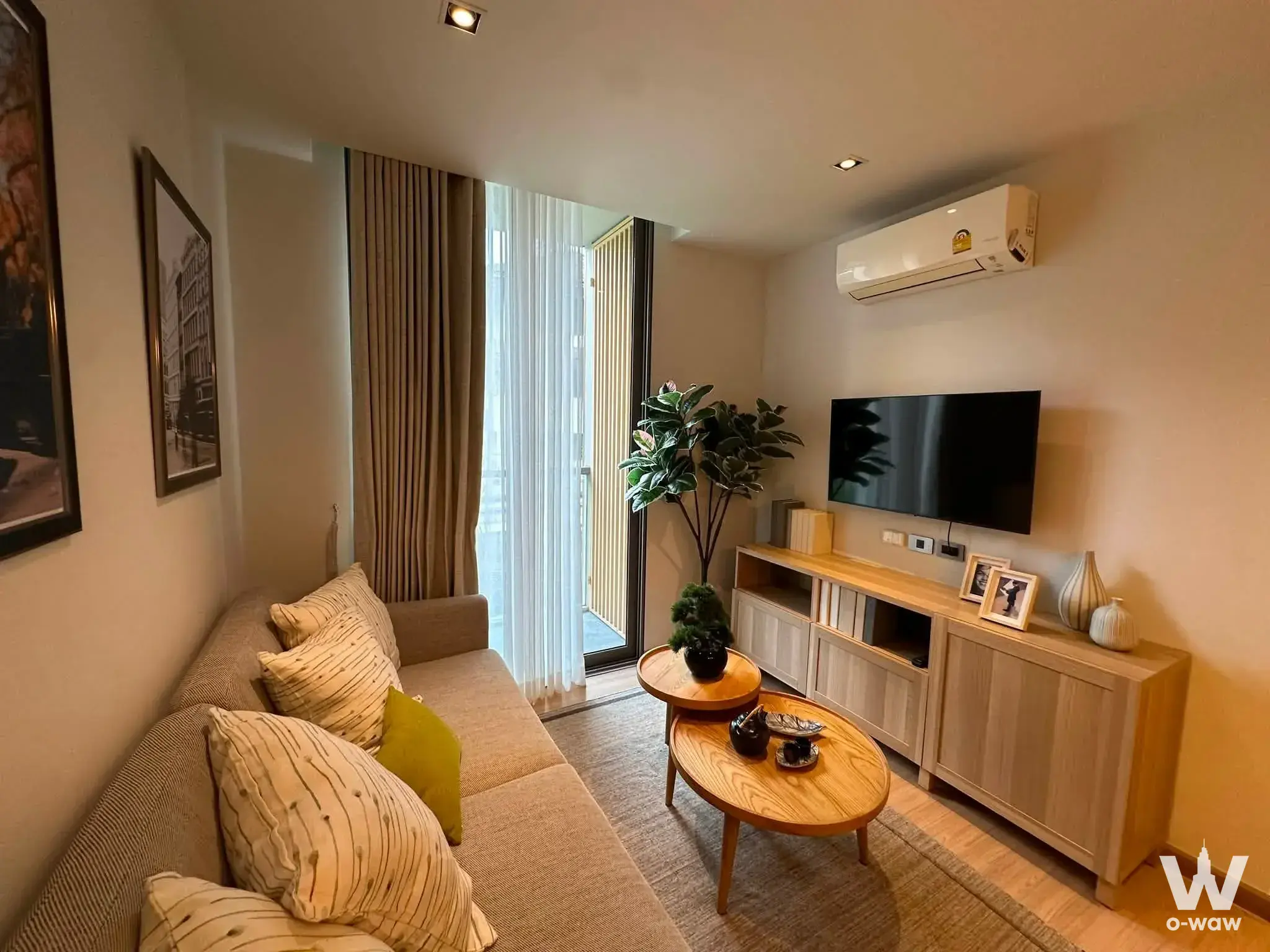 Condo with 2 bedrooms for rent at U CHAROEN RESIDENCE TOWN IN TOWN — photo 2 of 5
