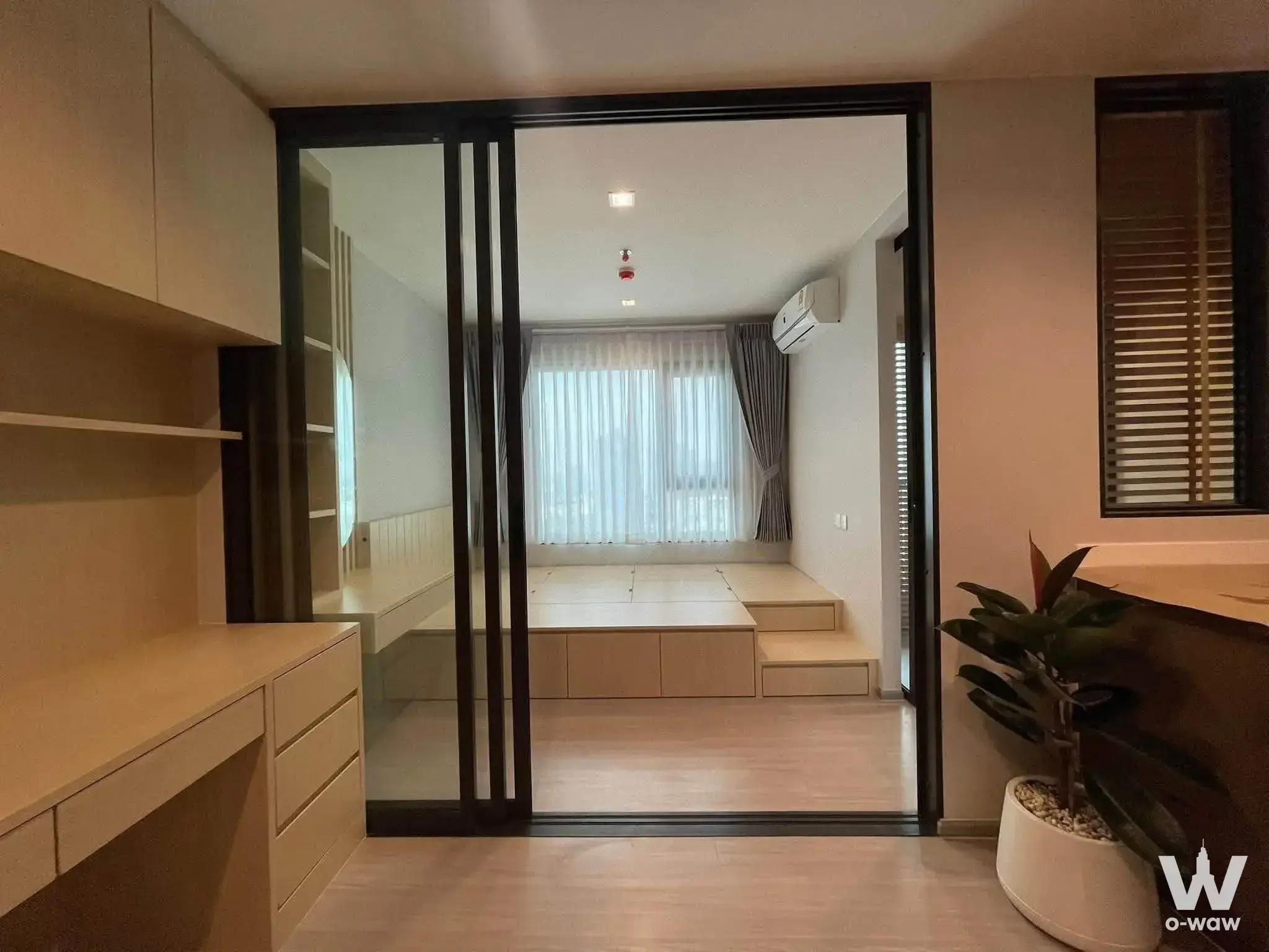 Condo with 1 bedroom for sale at Life Sathorn Sierra — photo 2 of 5
