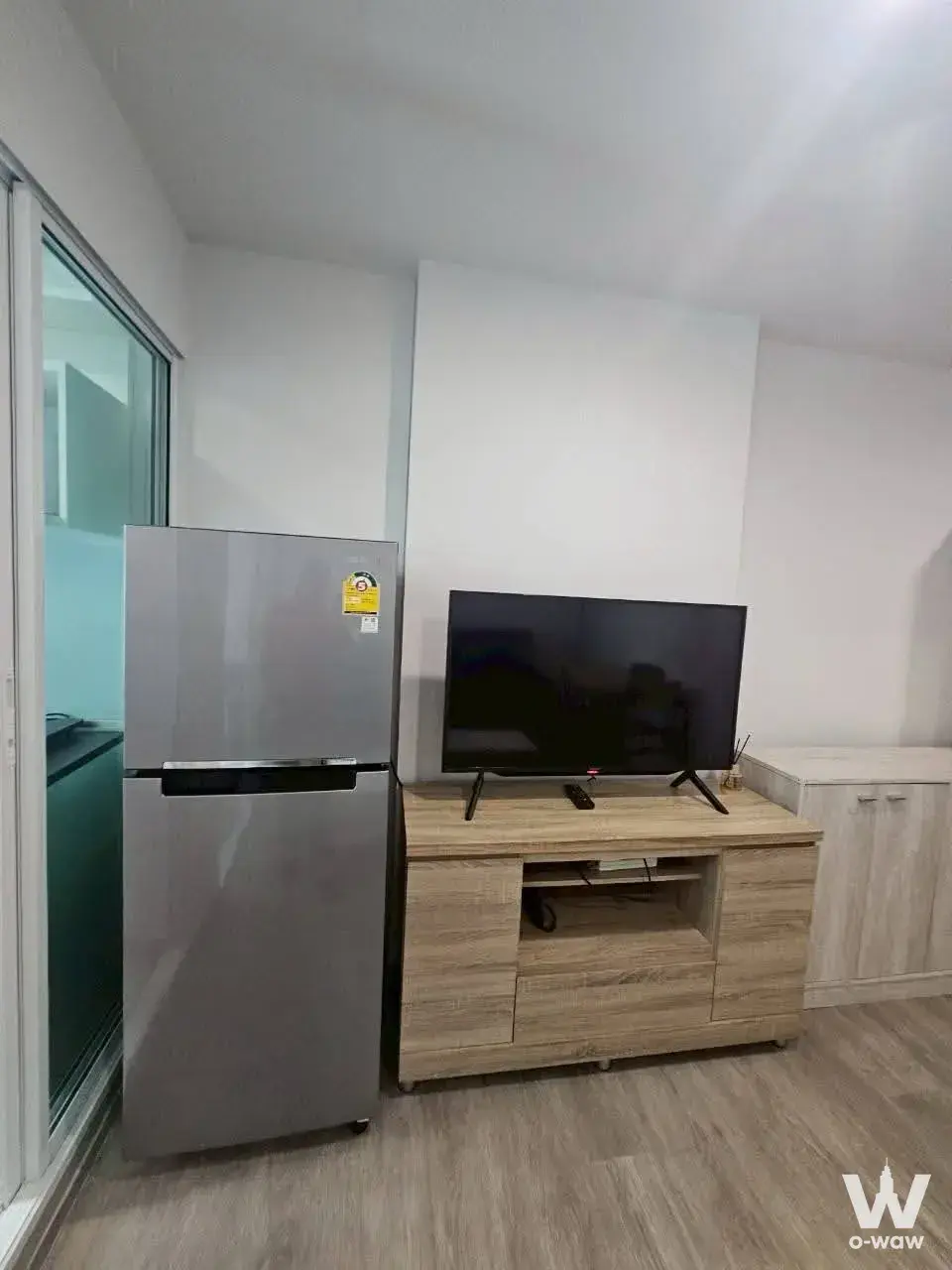 Condo with 1 bedroom for rent at RYE Talat Phlu — photo 2 of 5
