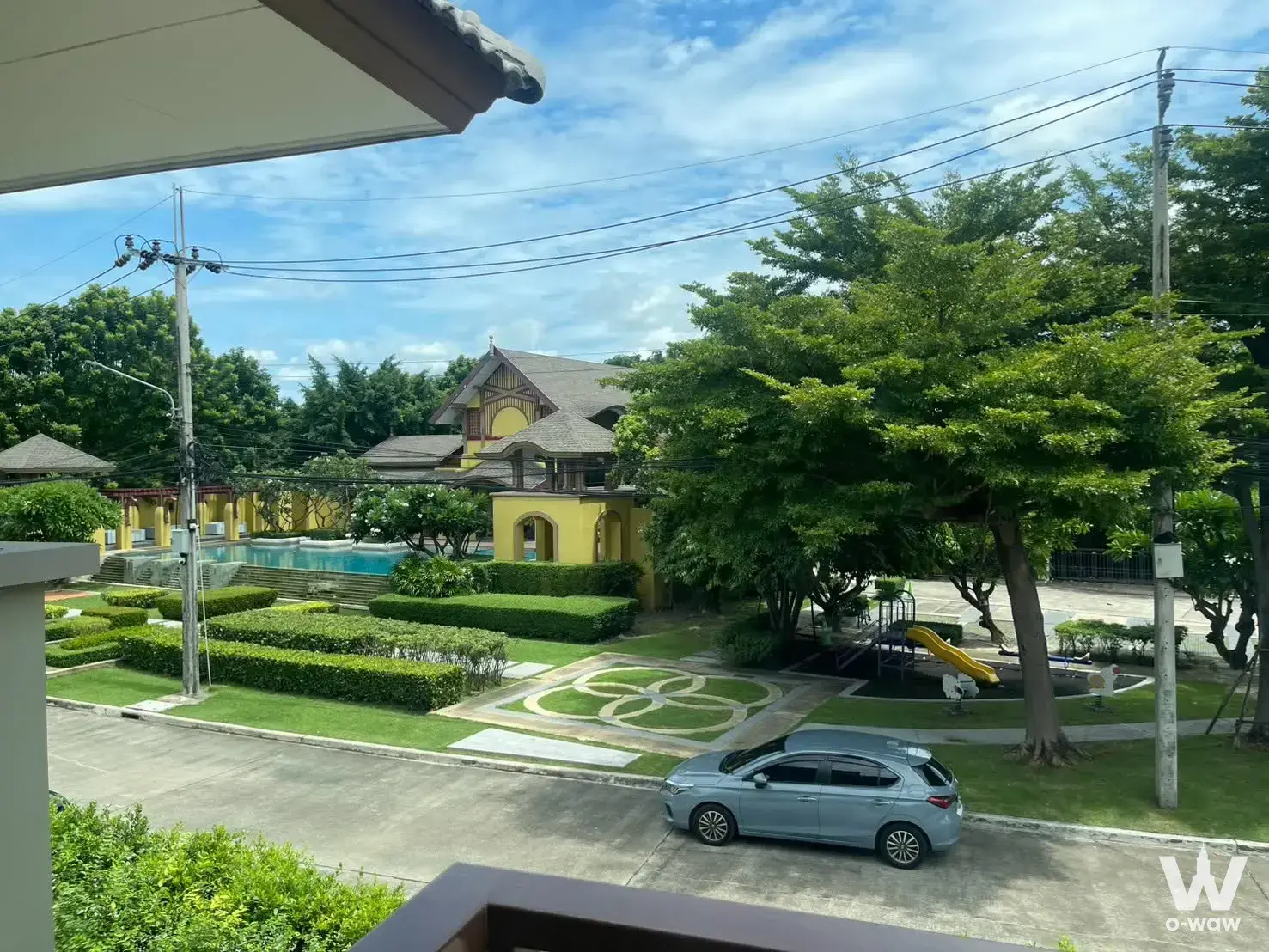 Near Expressway Si Rat