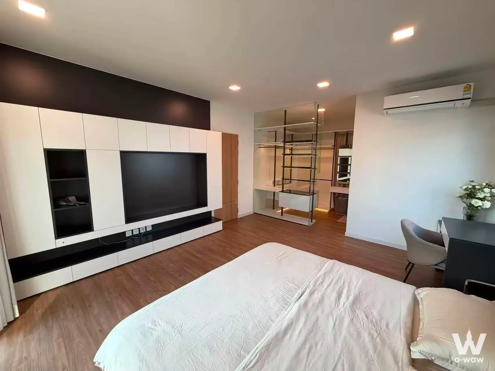 House with 4 bedrooms for rent at Mantana Bangna Km.15 — photo 4 of 5