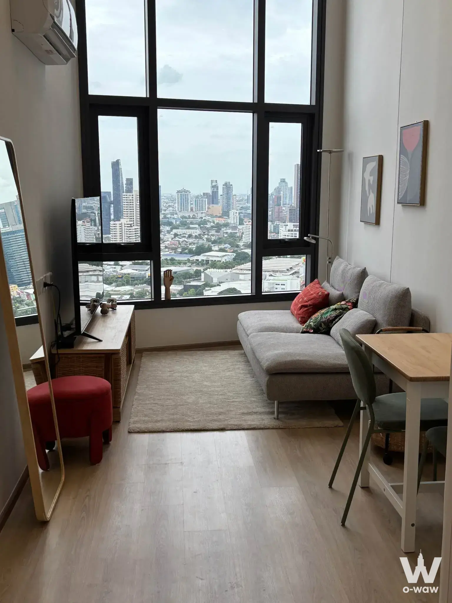 Condo with 1 bedroom for rent at Life Rama 4 - Asoke — photo 2 of 5