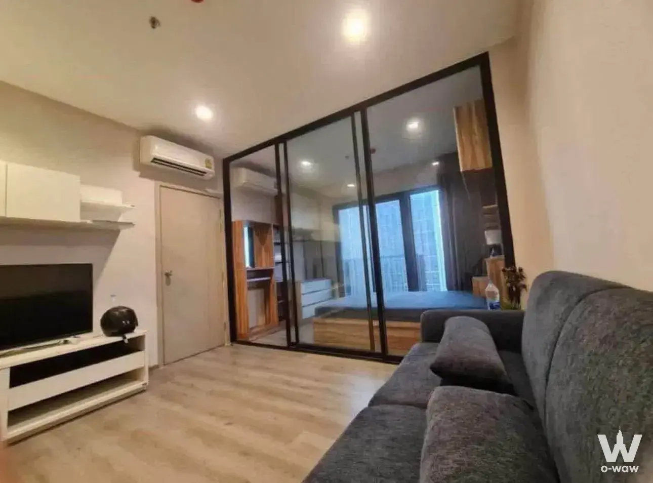 Condo with 1 bedroom for rent at The Politan Rive — photo 1 of 5
