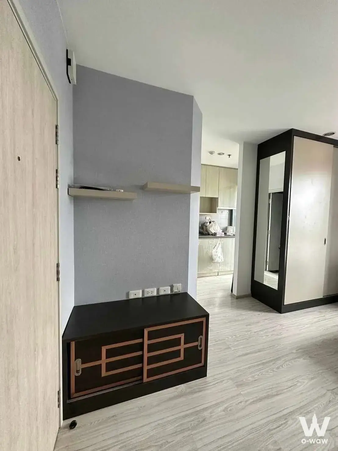 Commercial with 1 bedroom for rent at Ideo Mobi Sukhumvit Eastgate — photo 1 of 4