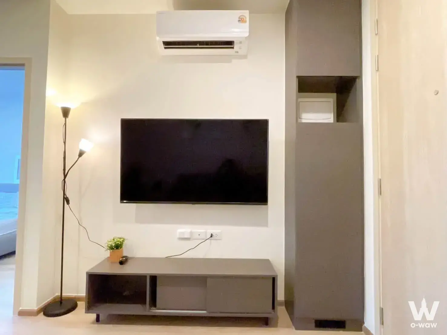 Condo with 1 bedroom for rent at Nue District R9 — photo 3 of 5