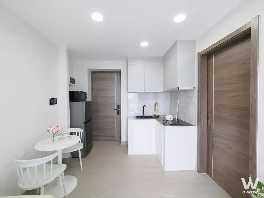 Ratchada-Huai Khwang area, near MRT Cultural Center and MRT Huai Khwang stations, Tiem Rommit Road