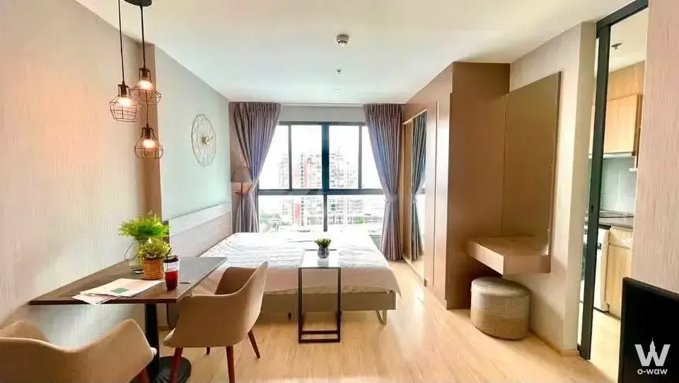 Bang Na, Bangkok (300 meters from BTS Bang Na Station)
