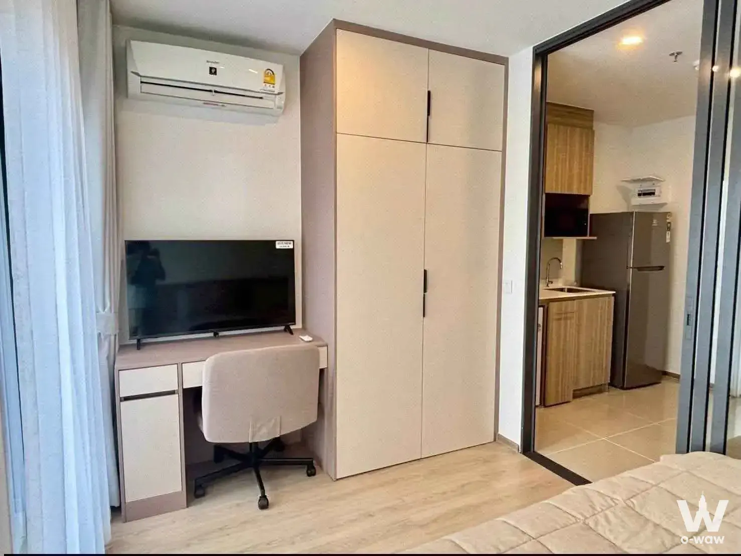 Condo with 1 bedroom for rent at Life Rama 4 - Asoke — photo 2 of 5