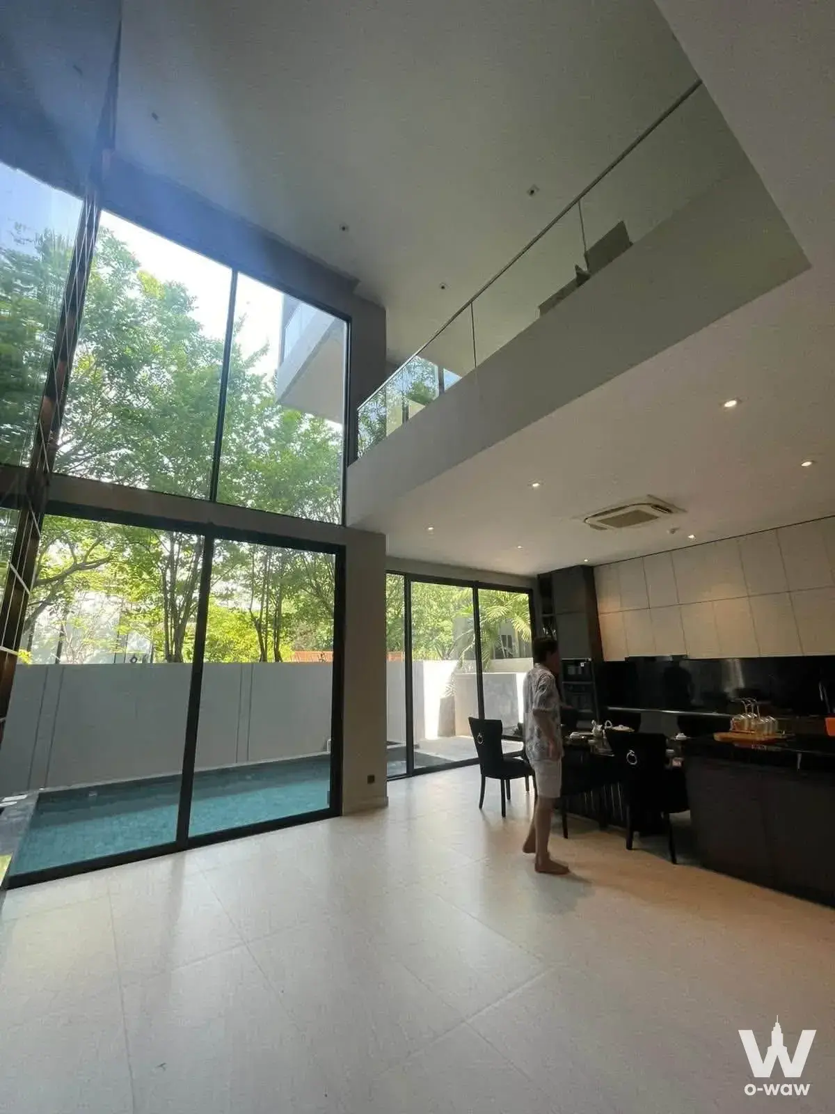 House with 6 bedrooms for rent at Artale Asoke - Rama 9 — photo 2 of 5