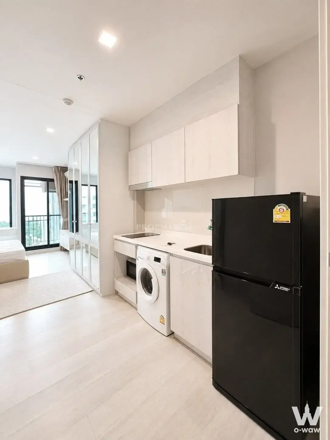 Condo with 1 bedroom for sale at Life One Wireless — photo 1 of 2