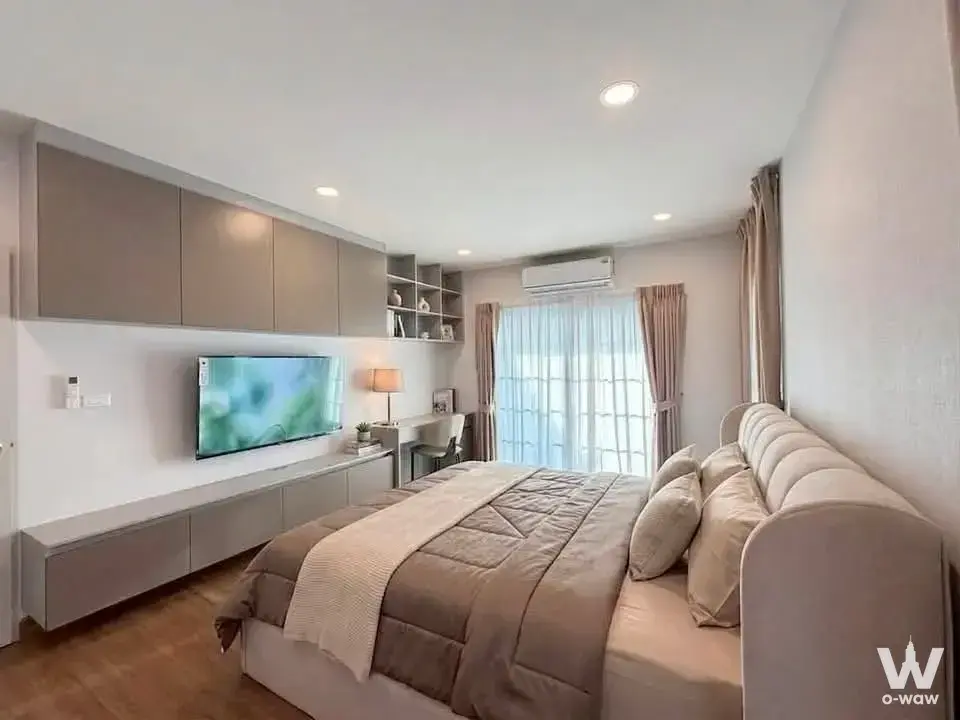 House with 4 bedrooms for rent at Centro Bangna — photo 4 of 5