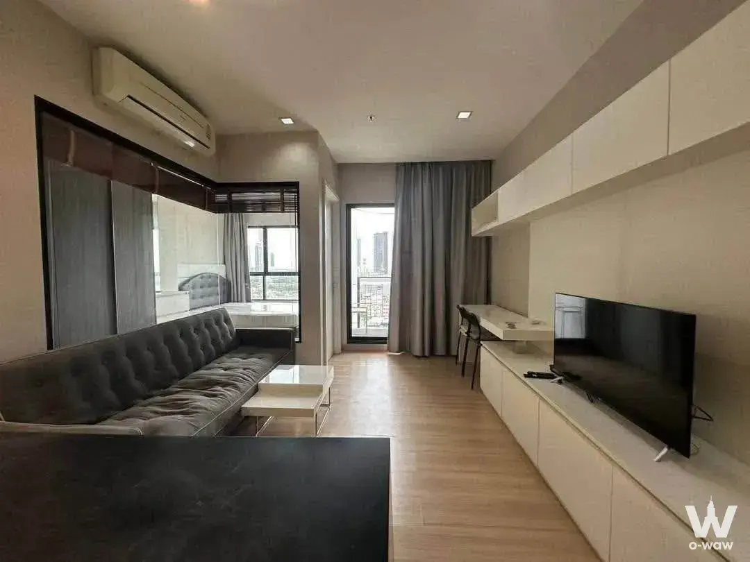 Condo with 1 bedroom for rent at Urbano Absolute Sathon-Taksin — photo 1 of 5