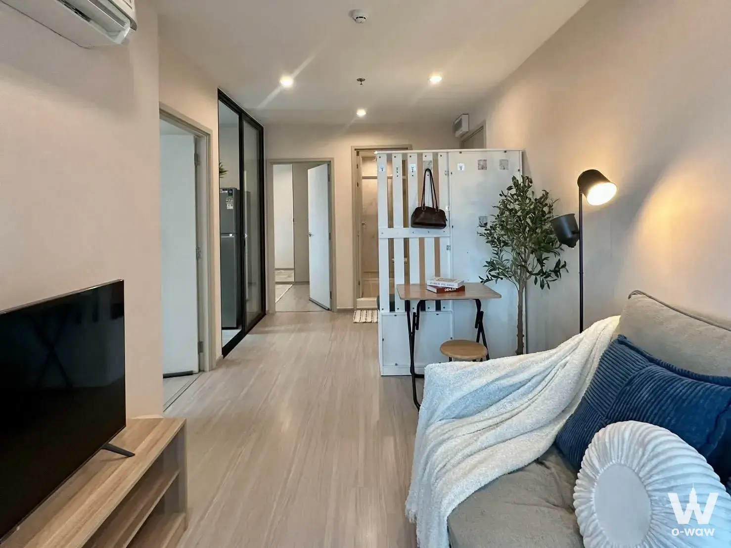 Condo with 2 bedrooms for sale at Aspire Erawan Prime — photo 3 of 5