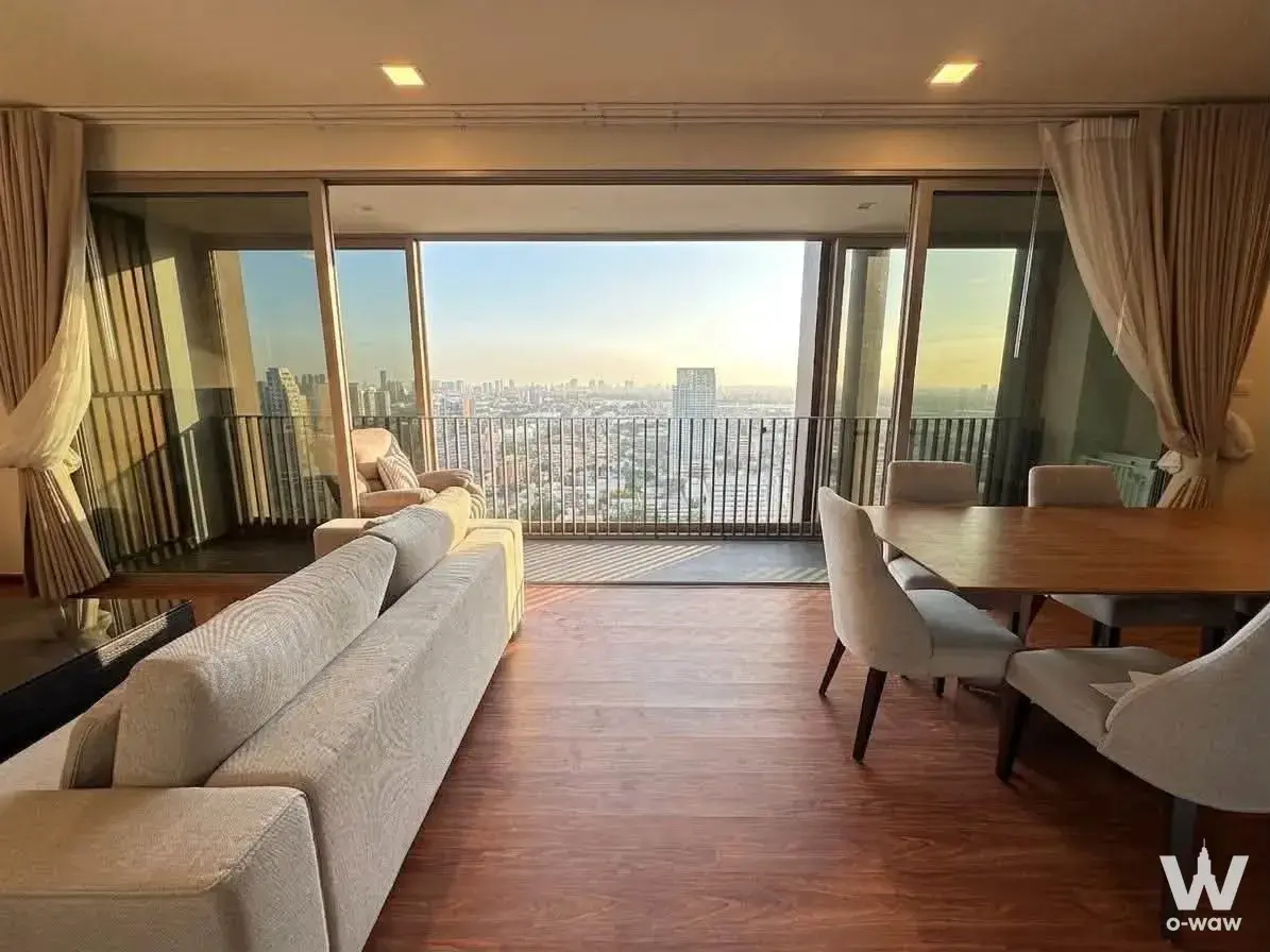 Condo with 3 bedrooms for rent at Ashton Morph 38 — photo 3 of 6