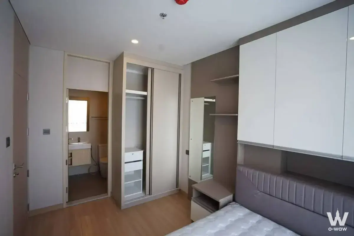 Condo with 1 bedroom for rent at Lumpini Suite Phetchaburi - Makkasan — photo 4 of 5